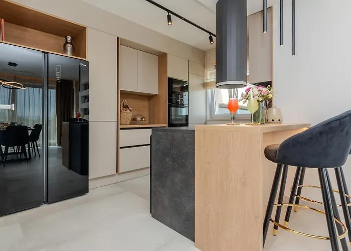 בית נופש Lovely In With Jacuzzi *