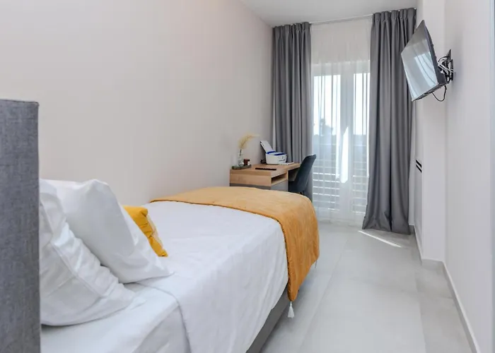 Lovely In With Jacuzzi * Privlaka (Zadar)